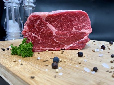 Hinteres Ausgelöstes vom Bio-Wagyu-Angus Rind